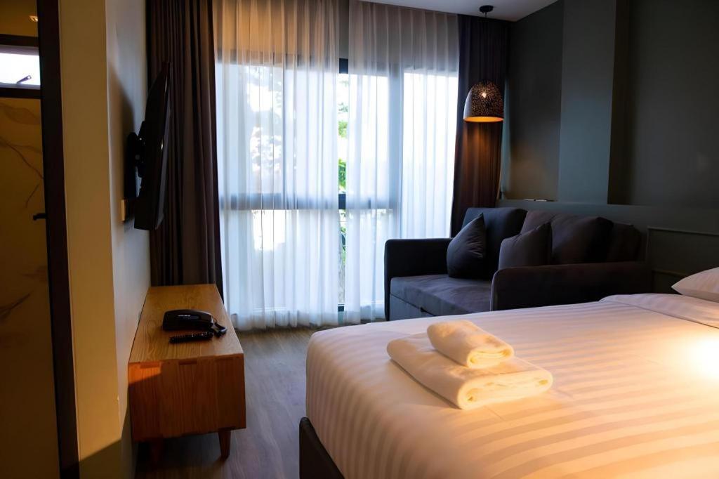 Eco Cozy Beachfront Resort Chaam Hua Hin Exteriér fotografie